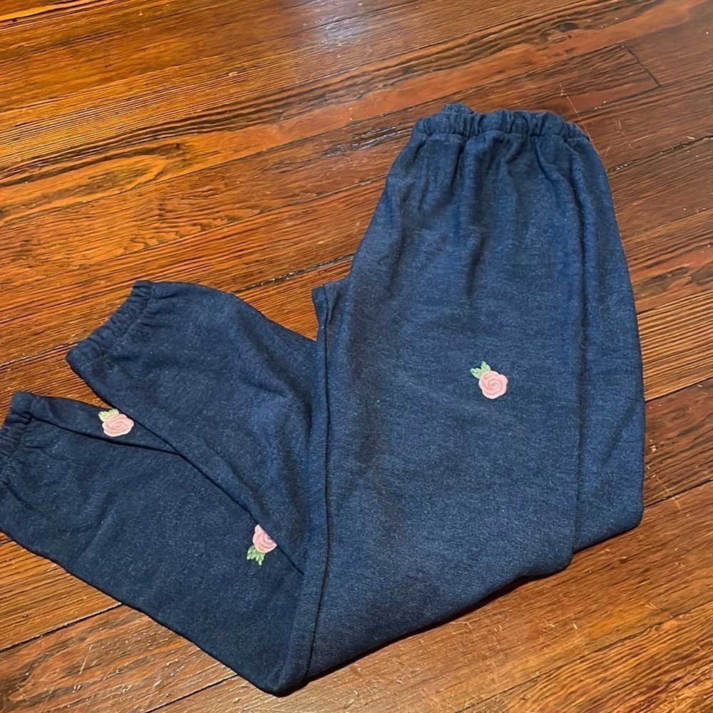 Chasor Kid’s Blue Pants and Zip Up Sweatshirt Size 7